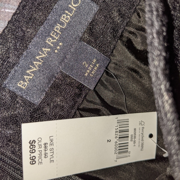 NWT Banana Republic black lace skirt - Picture 3 of 3